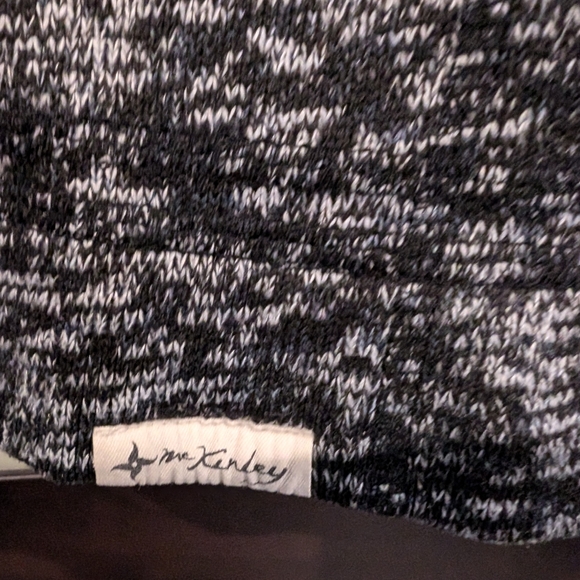 McKinley Zipper Cardi in Heathered Black - Picture 2 of 8